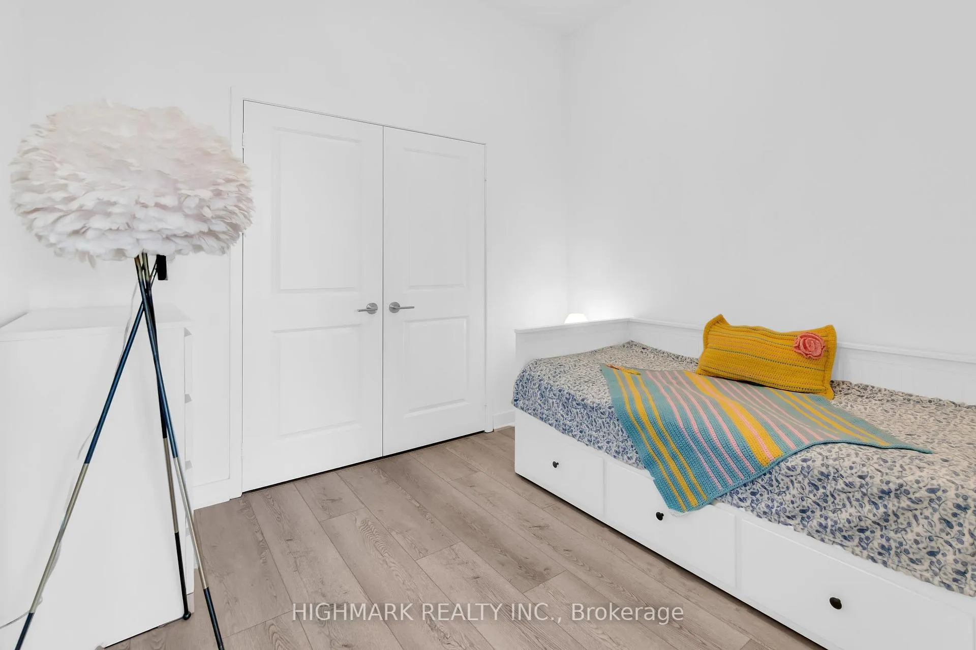 Photo 11 of Unit 312, 2007 James Street, Burlington, Brant — HOMEH