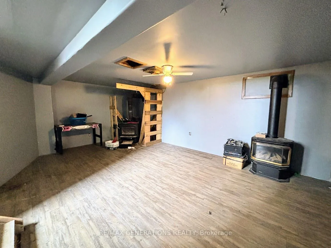 Photo 30 of 55 Neebig Avenue, Manitouwadge, TB-73 — HOMEH