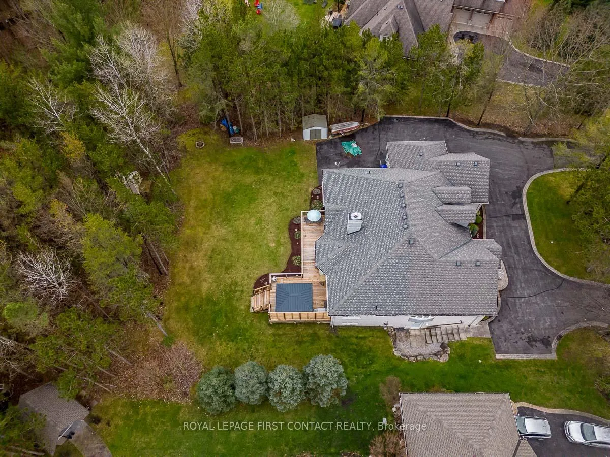 Photo 4 of 72 Luella Boulevard, Springwater, Anten Mills — HOMEH
