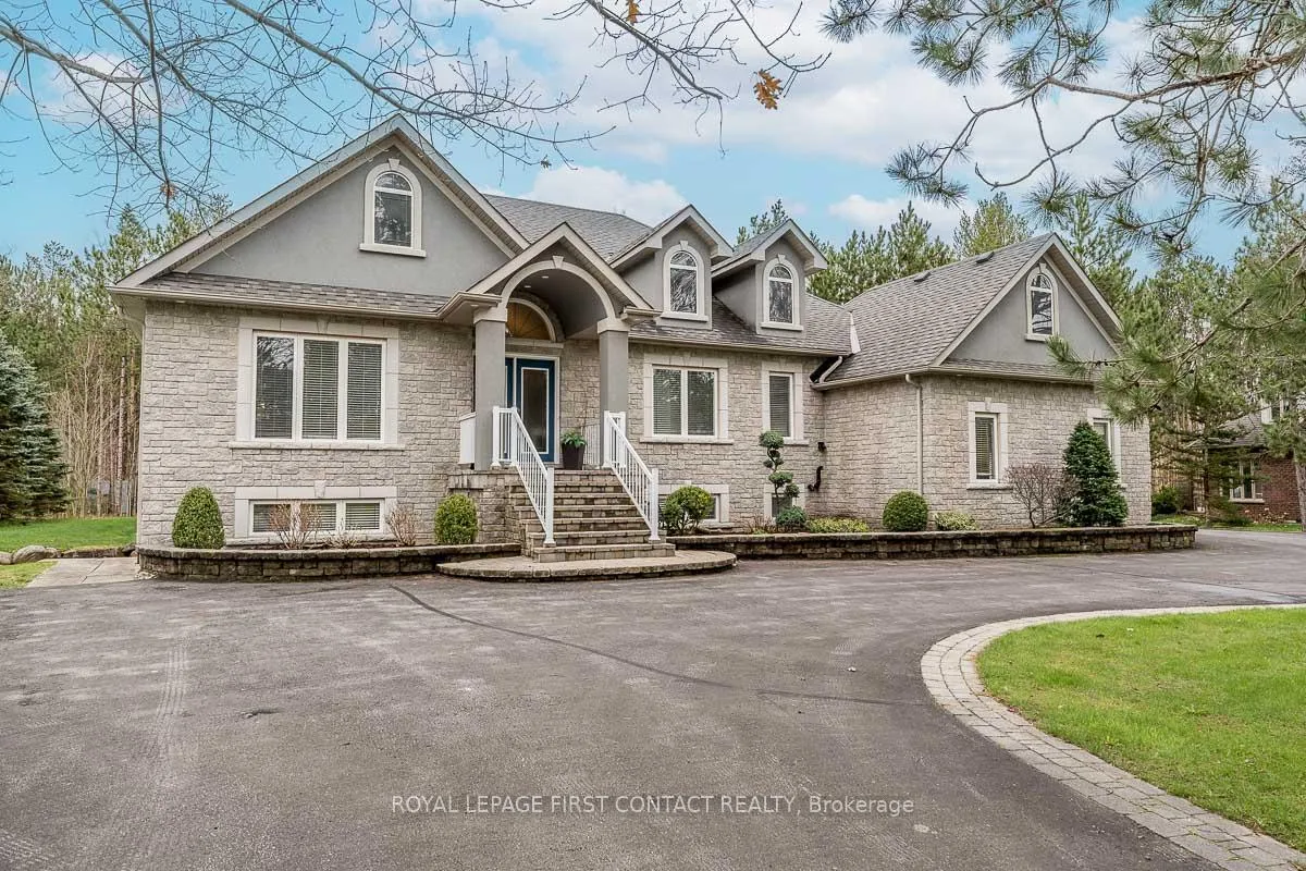 Photo 1 of 72 Luella Boulevard, Springwater, Anten Mills — HOMEH