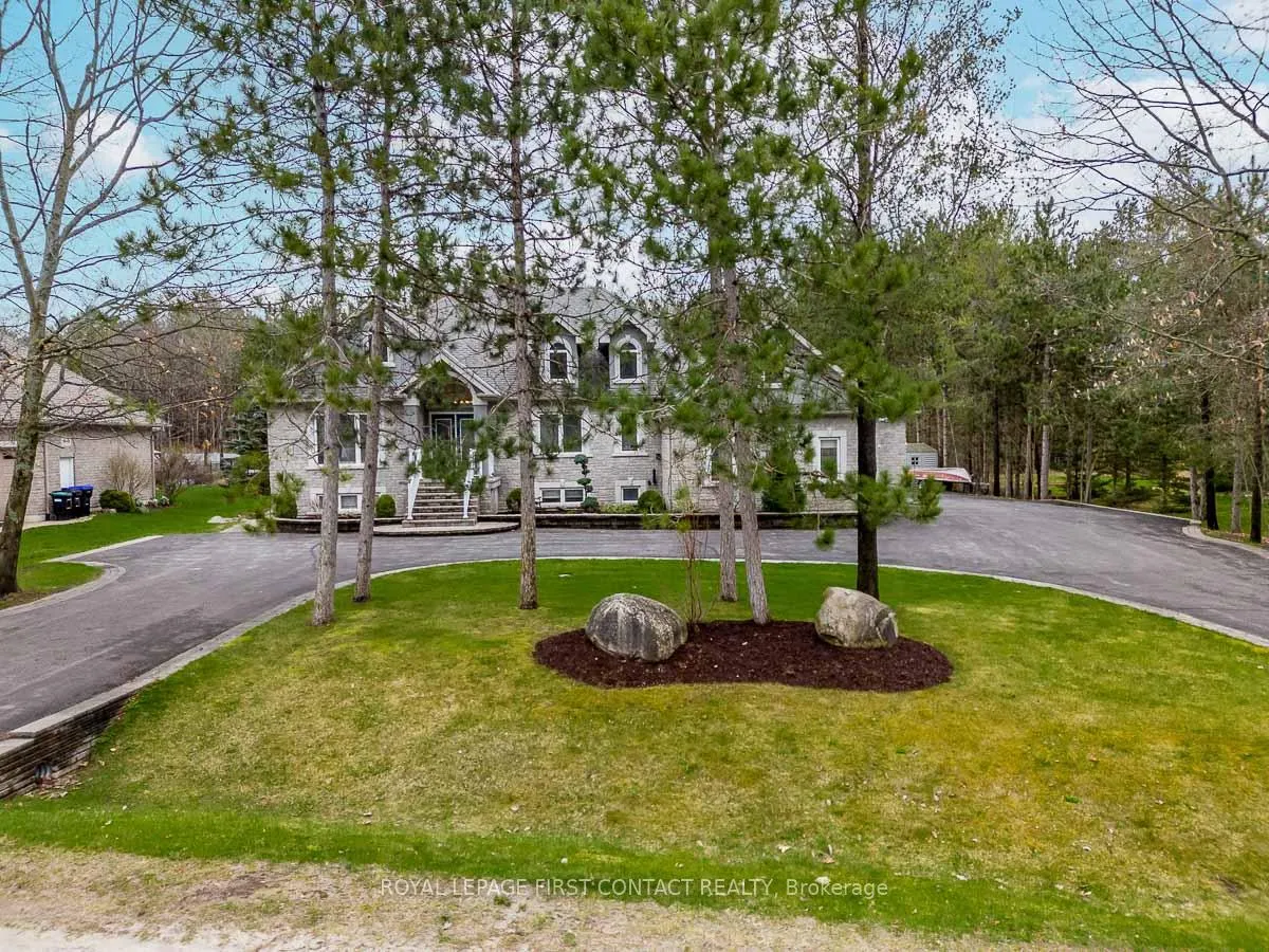 Photo 3 of 72 Luella Boulevard, Springwater, Anten Mills — HOMEH