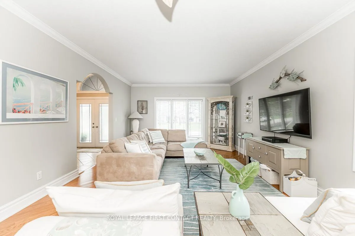 Photo 8 of 72 Luella Boulevard, Springwater, Anten Mills — HOMEH