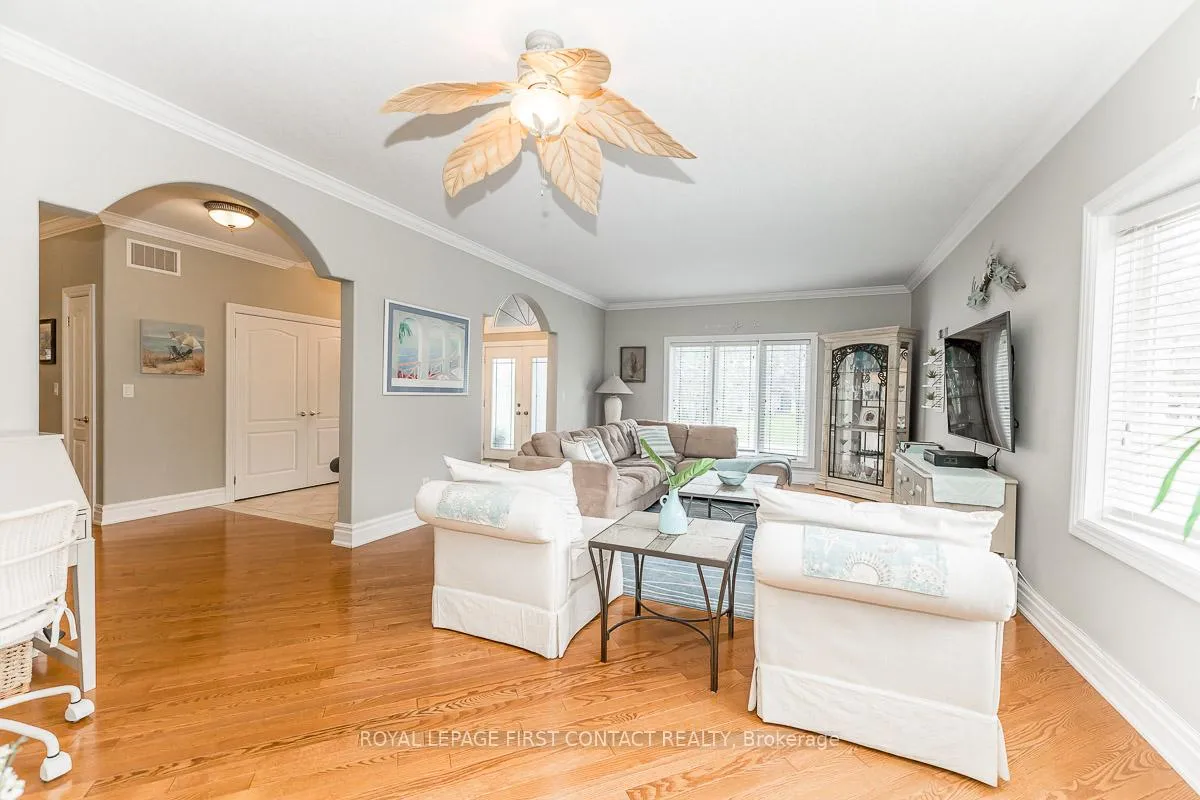 Photo 9 of 72 Luella Boulevard, Springwater, Anten Mills — HOMEH