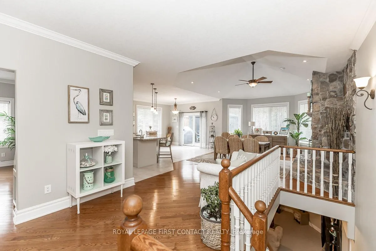 Photo 10 of 72 Luella Boulevard, Springwater, Anten Mills — HOMEH