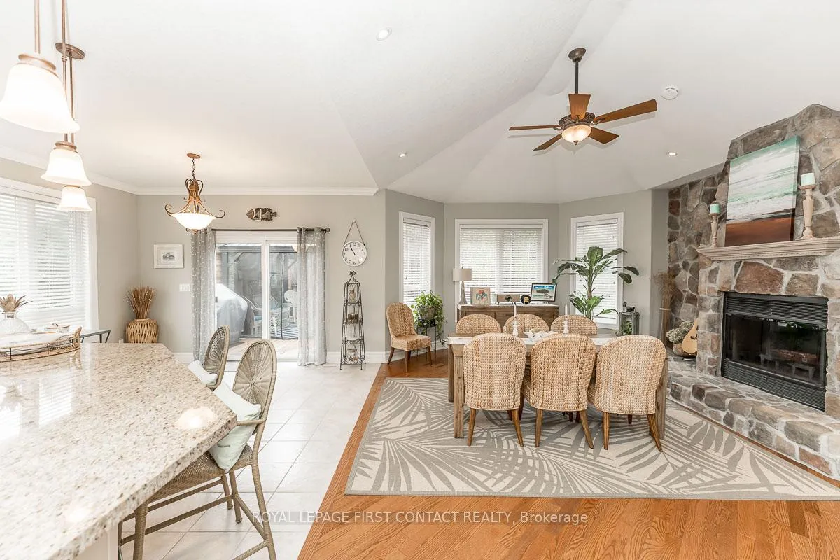 Photo 13 of 72 Luella Boulevard, Springwater, Anten Mills — HOMEH