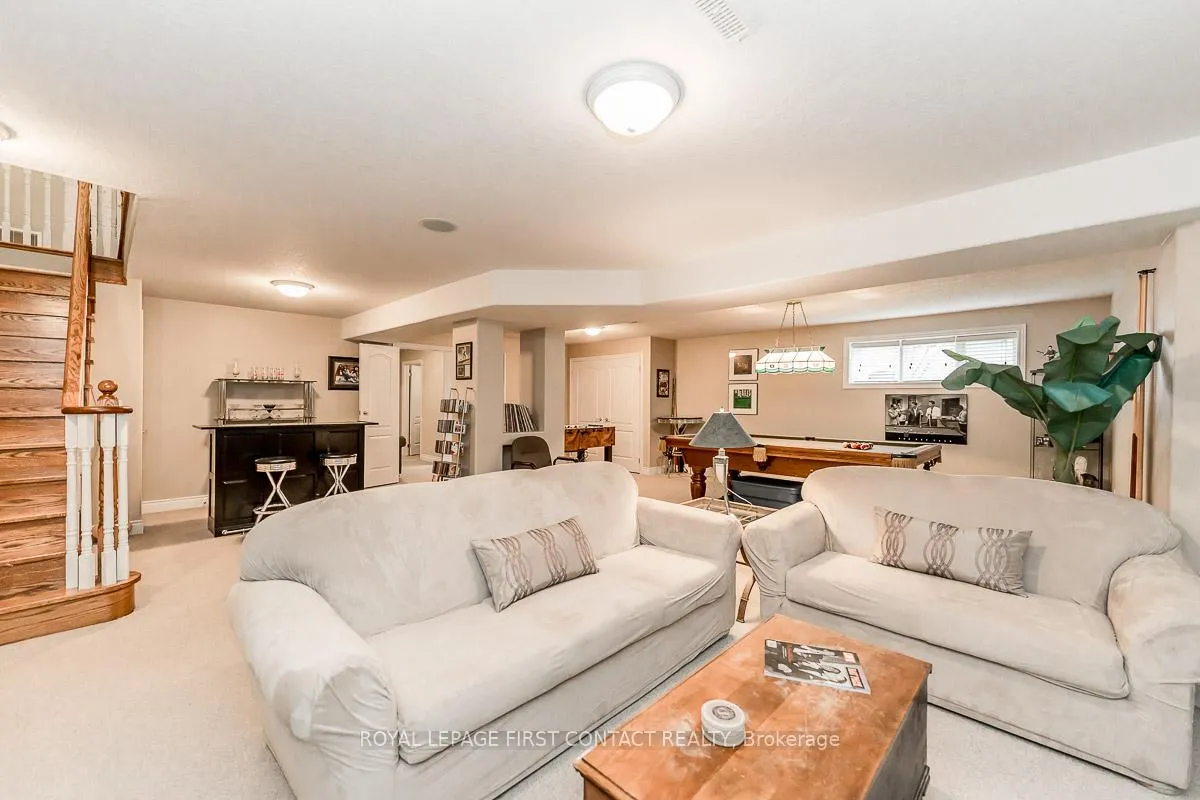 Photo 51 of 72 Luella Boulevard, Springwater, Anten Mills — HOMEH
