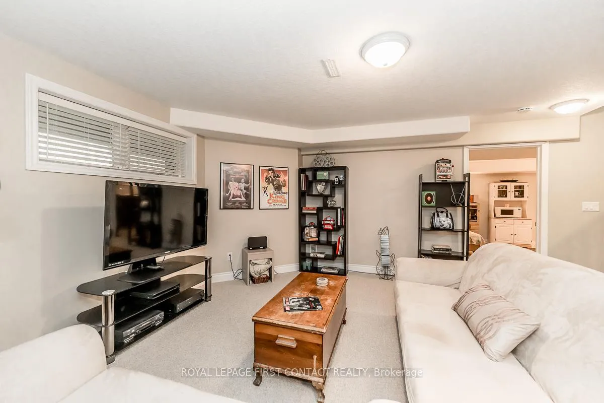 Photo 54 of 72 Luella Boulevard, Springwater, Anten Mills — HOMEH