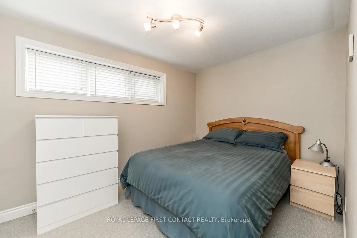 Photo 36 of 72 Luella Boulevard, Springwater, Anten Mills — HOMEH