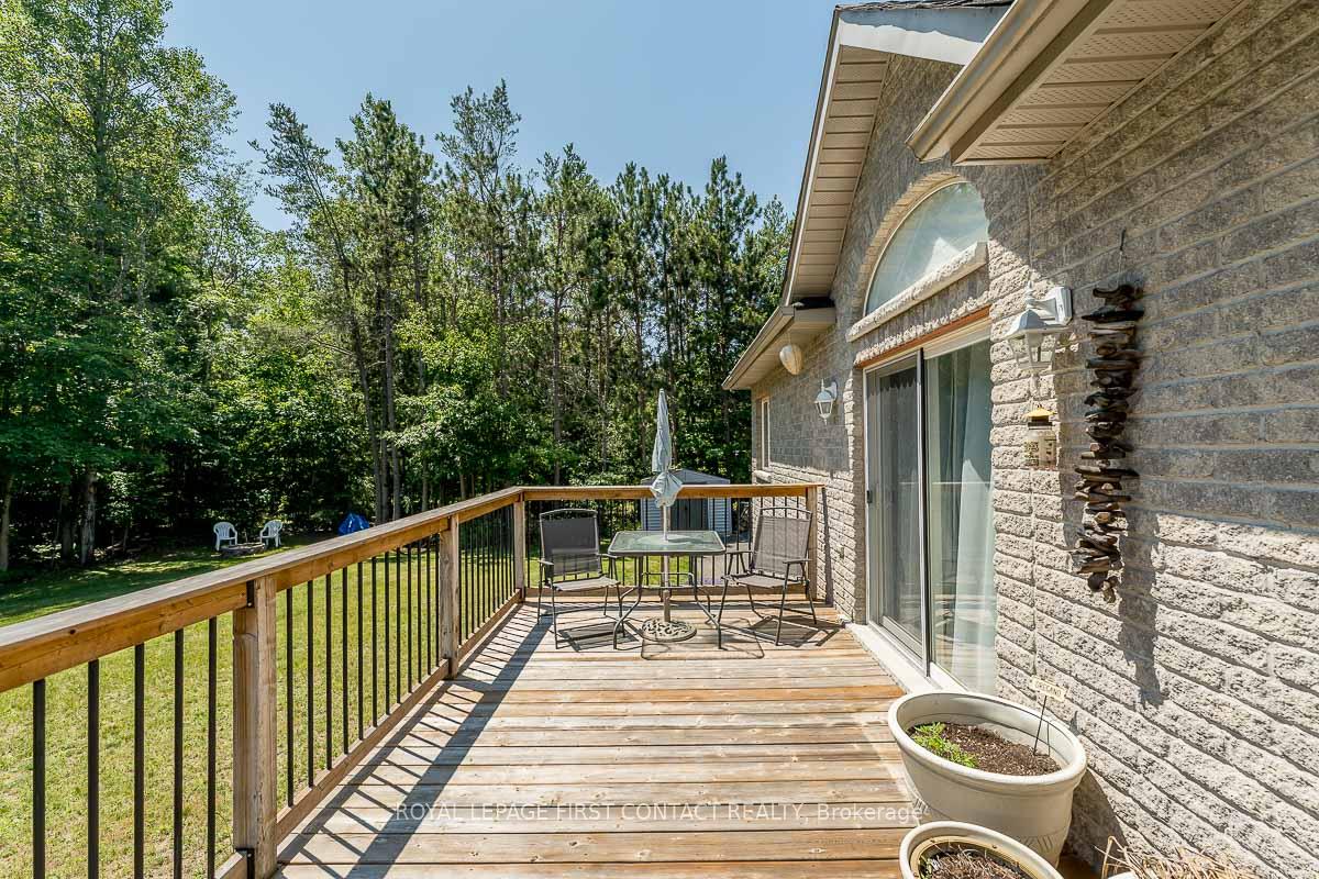 Photo 45 of 72 Luella Boulevard, Springwater, Anten Mills — HOMEH