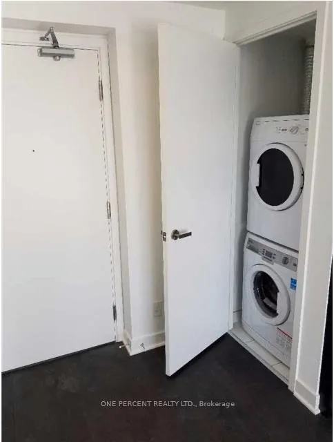 Front of Unit 4510, 15 Grenville Street
