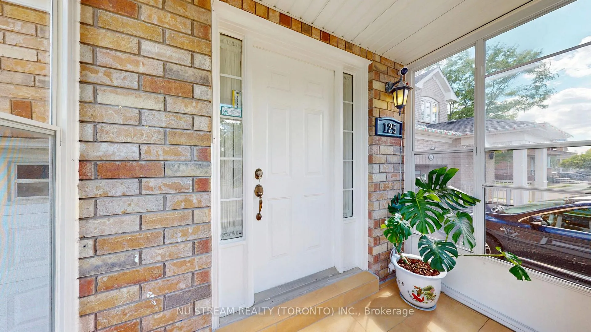 Photo 2 of 125 Peshawar Avenue, Markham, Village Green-South Unionville — HOMEH