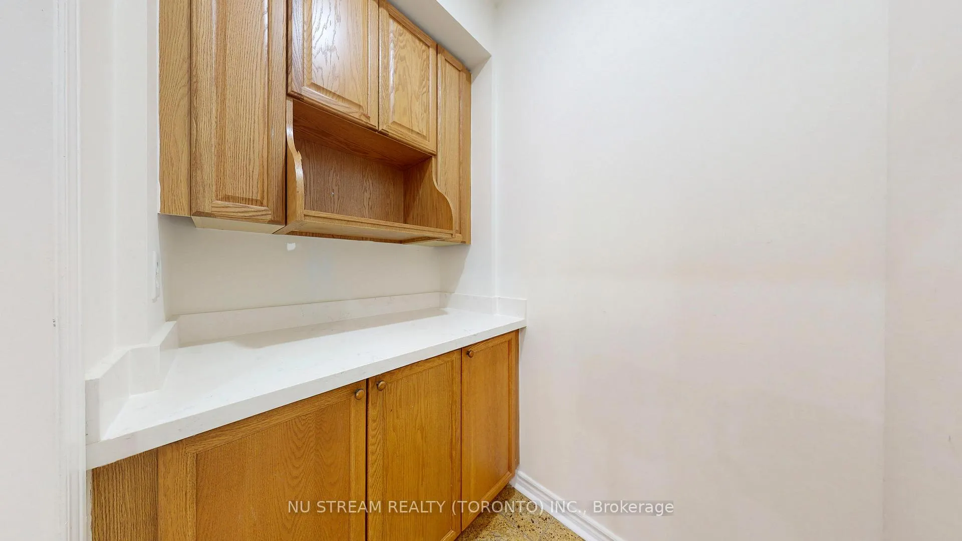 Photo 10 of 125 Peshawar Avenue, Markham, Village Green-South Unionville — HOMEH