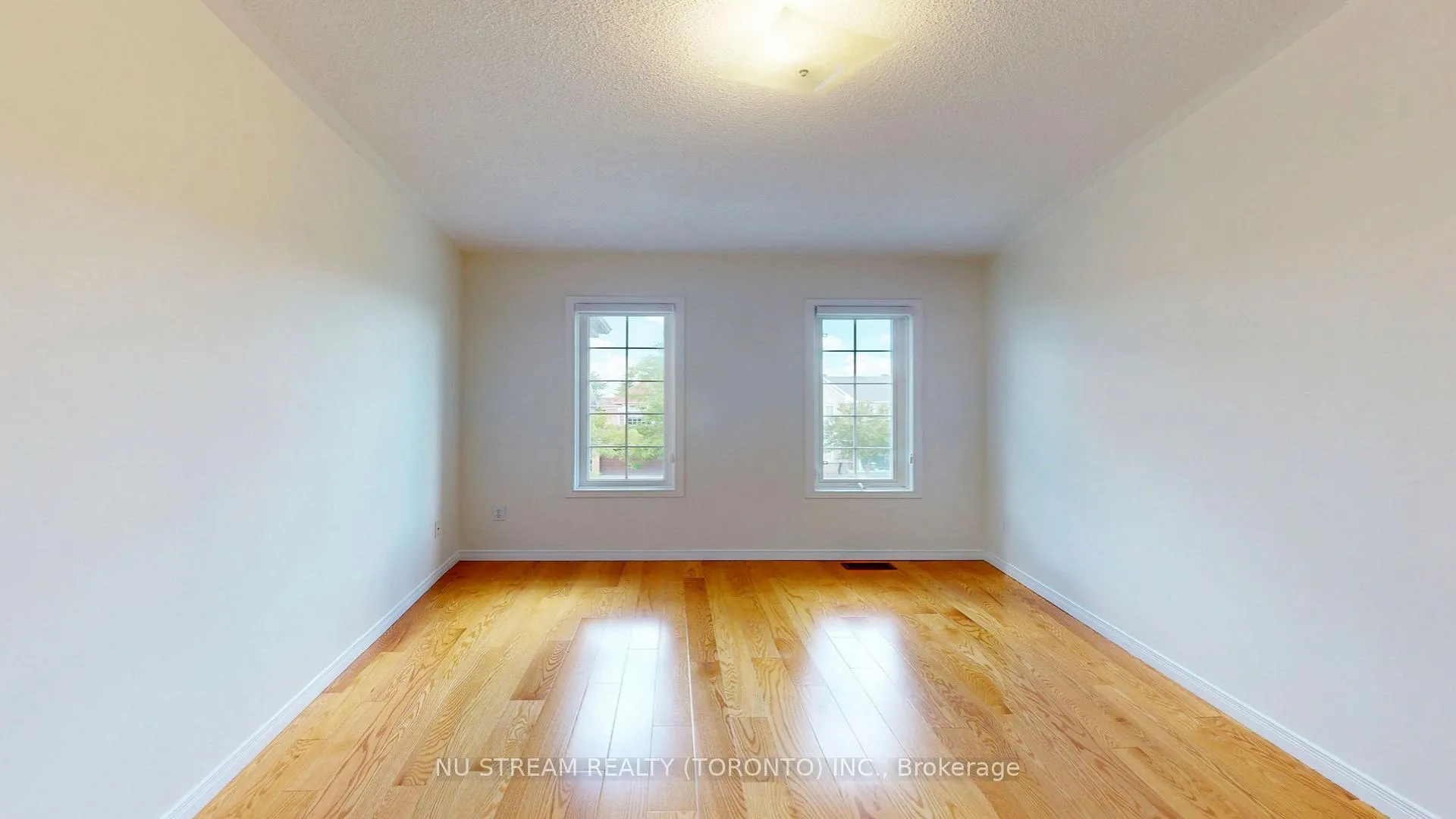 Photo 20 of 125 Peshawar Avenue, Markham, Village Green-South Unionville — HOMEH