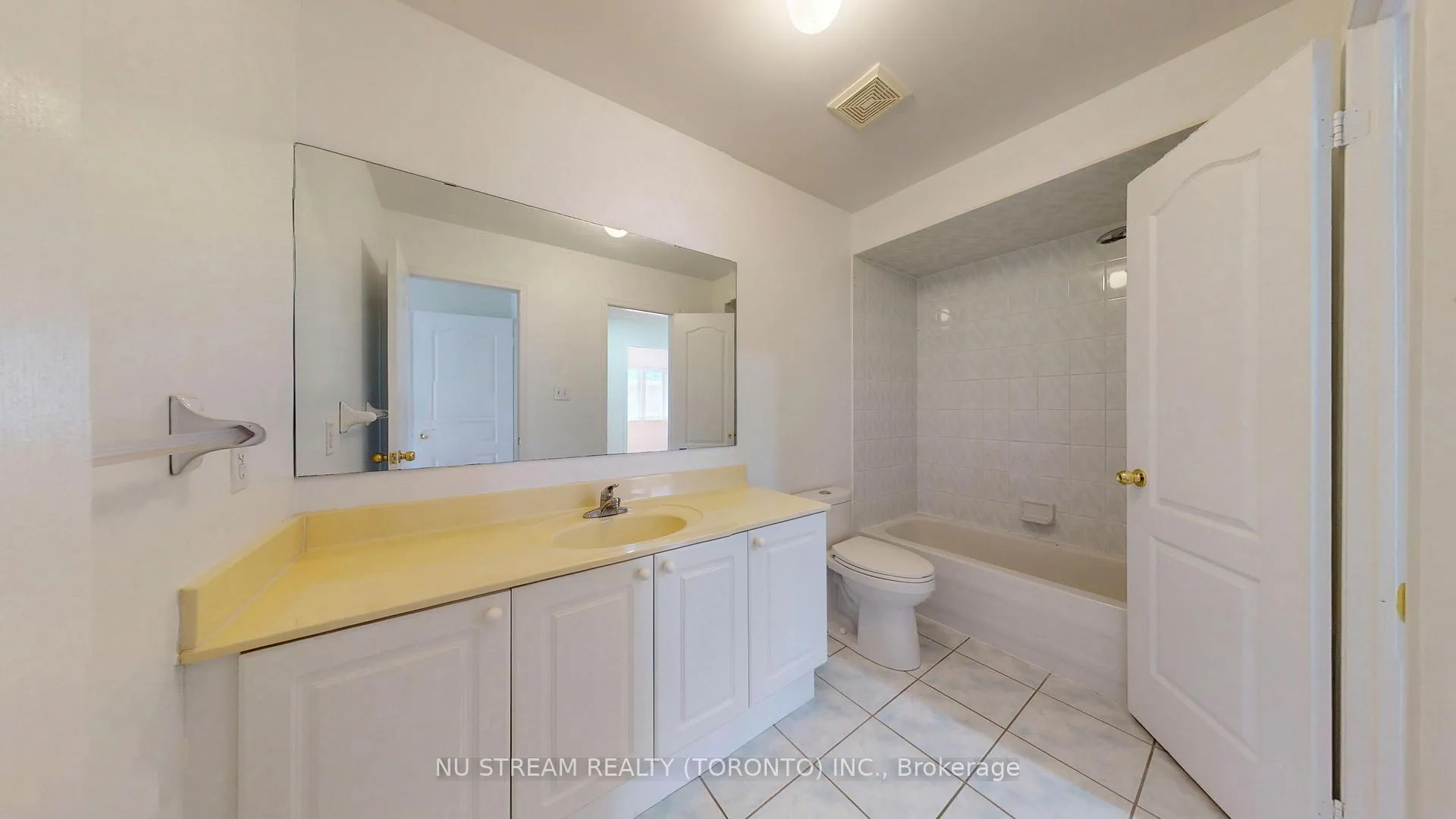 Photo 22 of 125 Peshawar Avenue, Markham, Village Green-South Unionville — HOMEH