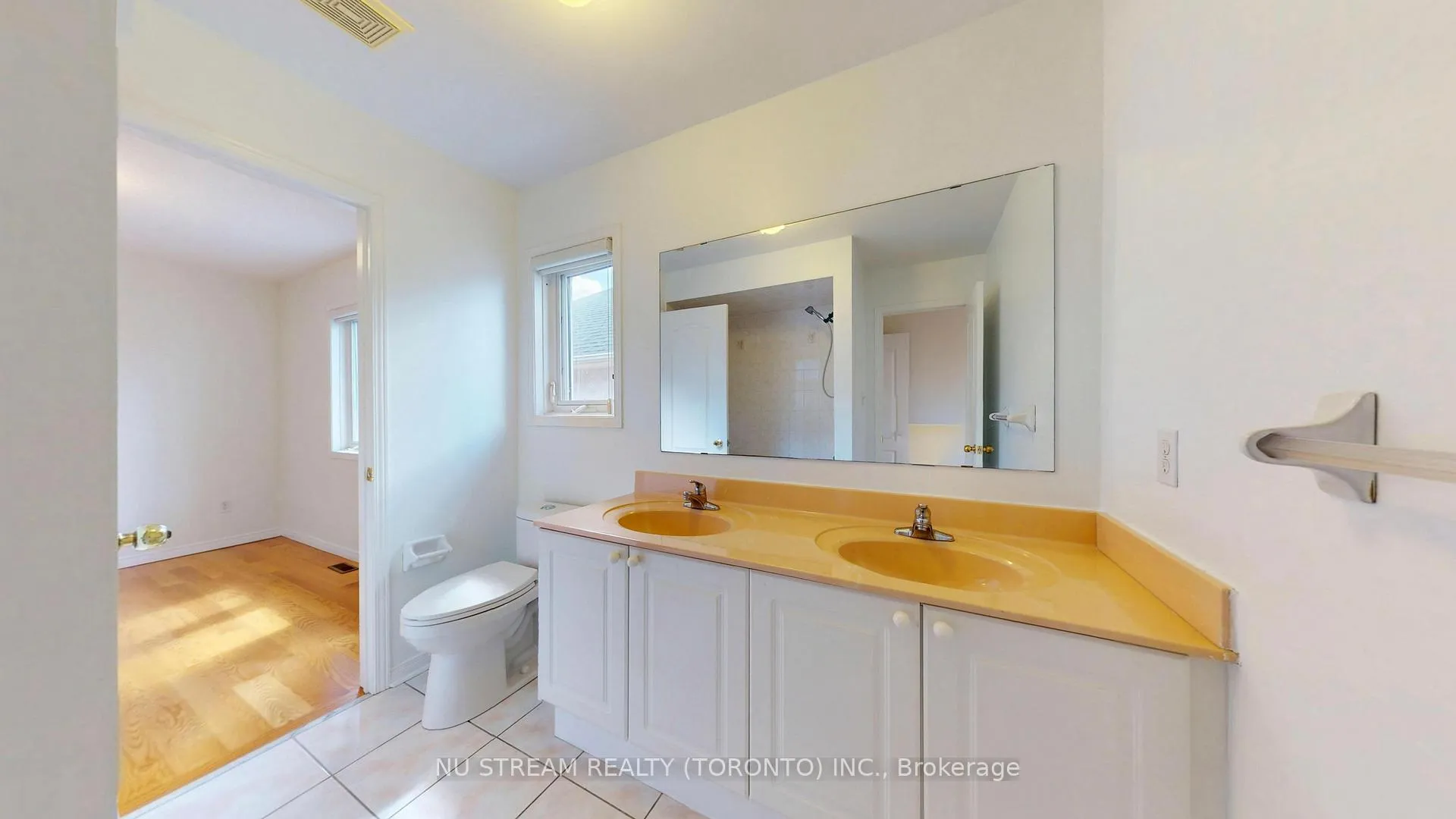 Photo 26 of 125 Peshawar Avenue, Markham, Village Green-South Unionville — HOMEH