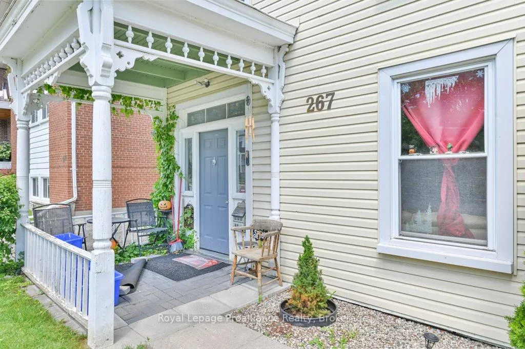 Photo 5 of 267 Foster Avenue, Belleville, Belleville Ward — HOMEH