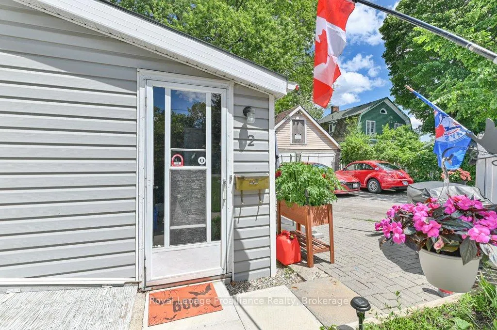 Photo 10 of 267 Foster Avenue, Belleville, Belleville Ward — HOMEH