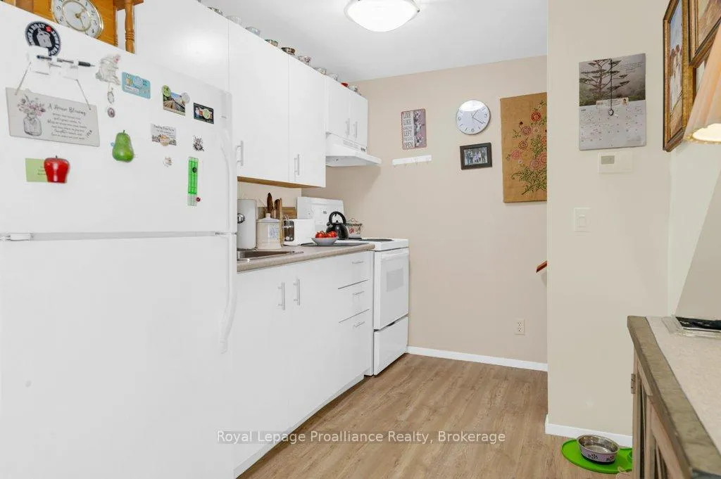 Photo 22 of 267 Foster Avenue, Belleville, Belleville Ward — HOMEH