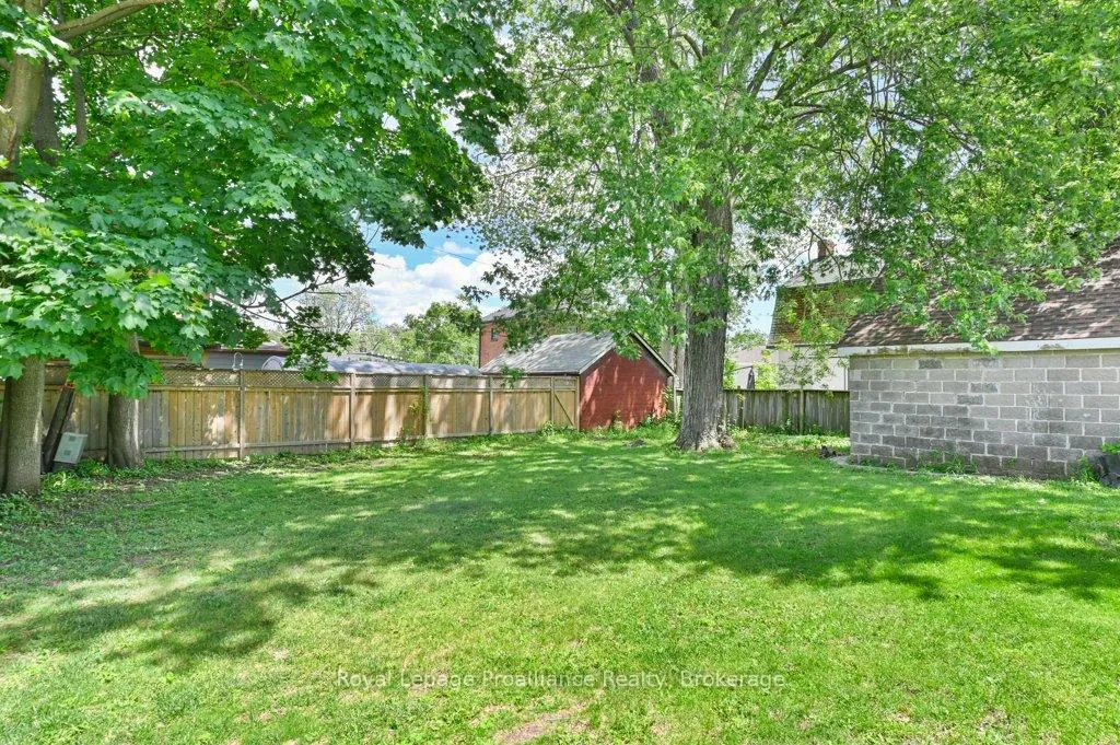 Photo 28 of 267 Foster Avenue, Belleville, Belleville Ward — HOMEH