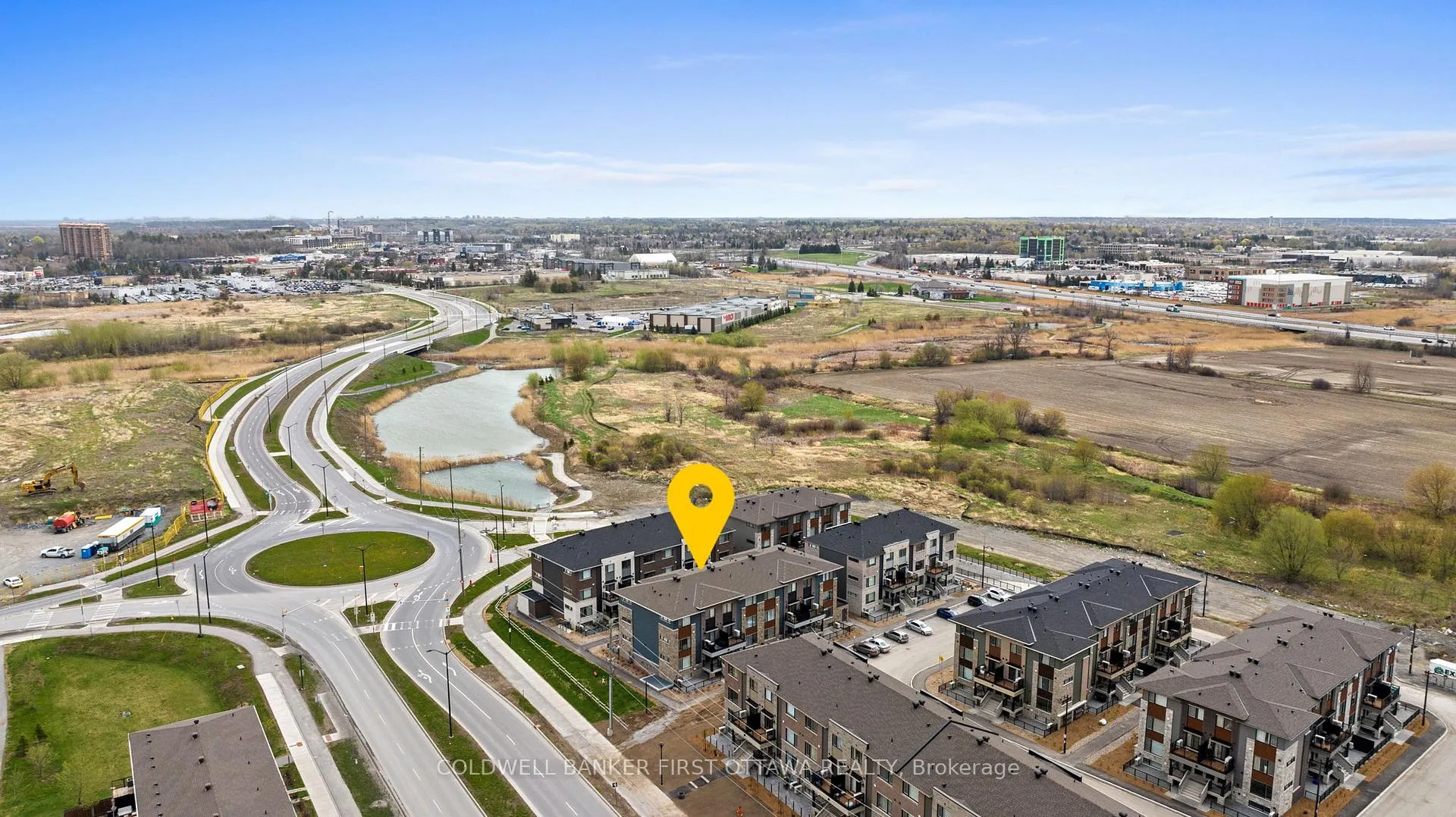 Photo 4 of 1411 Creekway Private, Ottawa, Kanata - Kanata Lakes/Heritage Hills — HOMEH