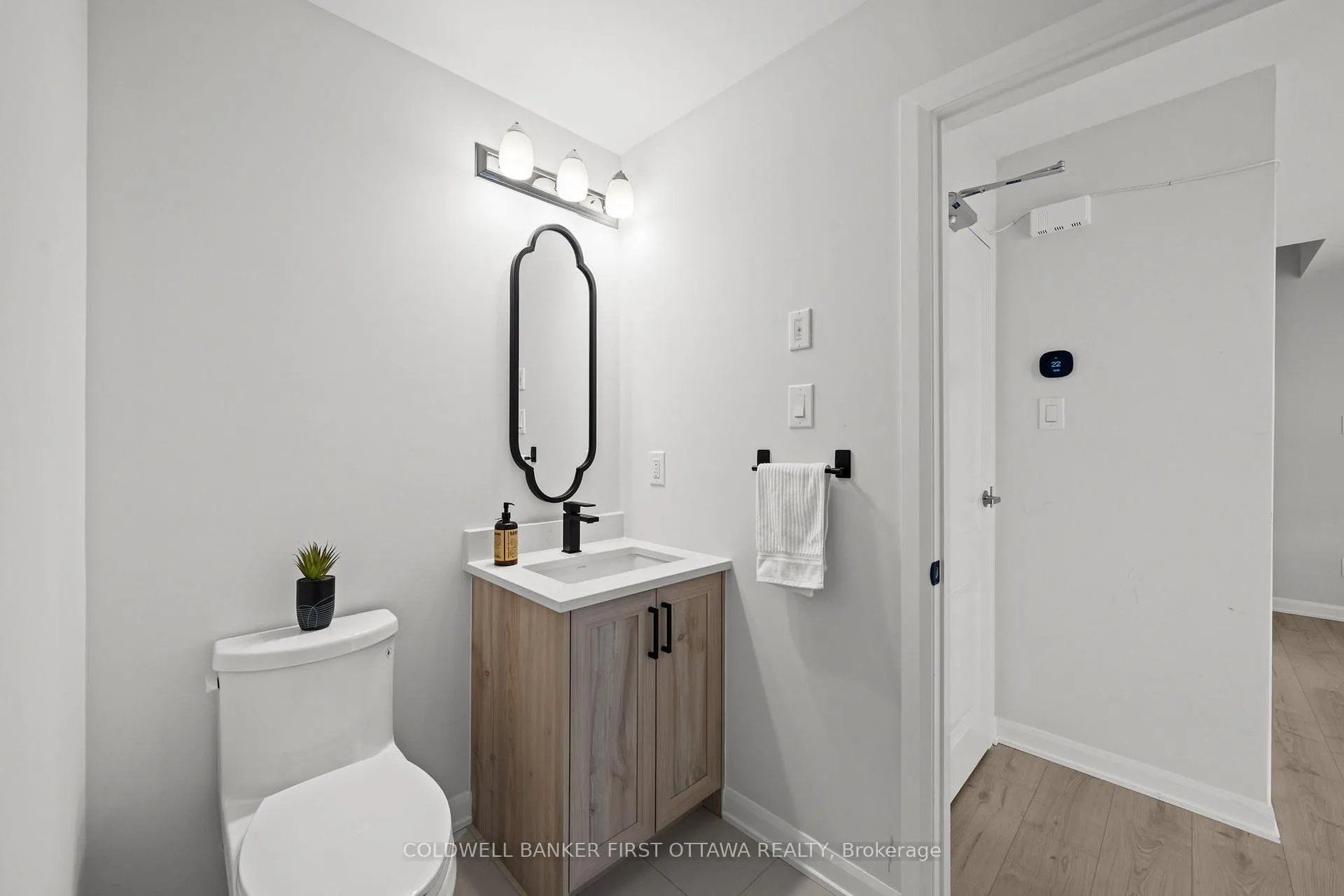 Photo 7 of 1411 Creekway Private, Ottawa, Kanata - Kanata Lakes/Heritage Hills — HOMEH