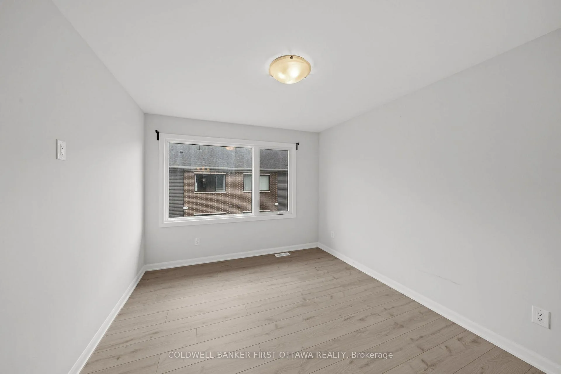 Photo 23 of 1411 Creekway Private, Ottawa, Kanata - Kanata Lakes/Heritage Hills — HOMEH