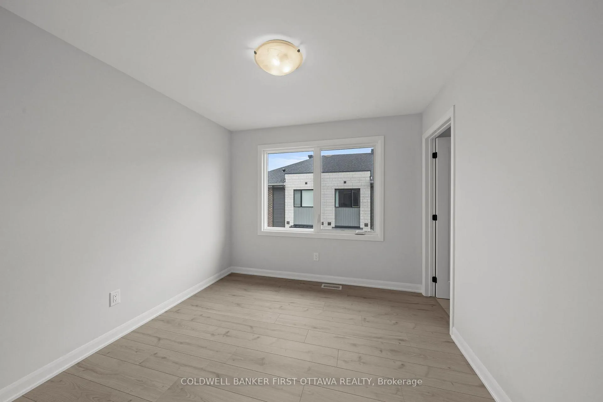 Photo 27 of 1411 Creekway Private, Ottawa, Kanata - Kanata Lakes/Heritage Hills — HOMEH