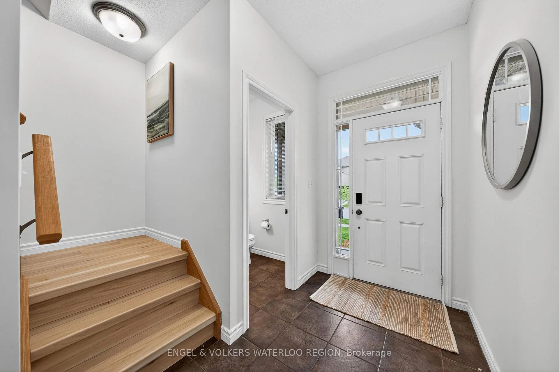 Photo 6 of 533 Wasaga Crescent, Waterloo — HOMEH