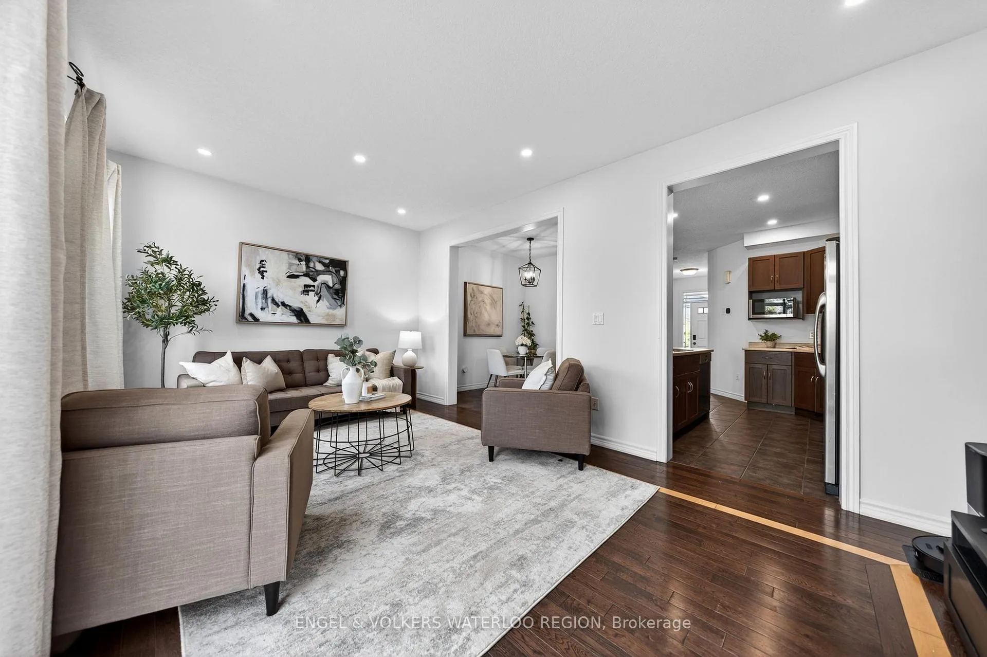 Photo 14 of 533 Wasaga Crescent, Waterloo — HOMEH