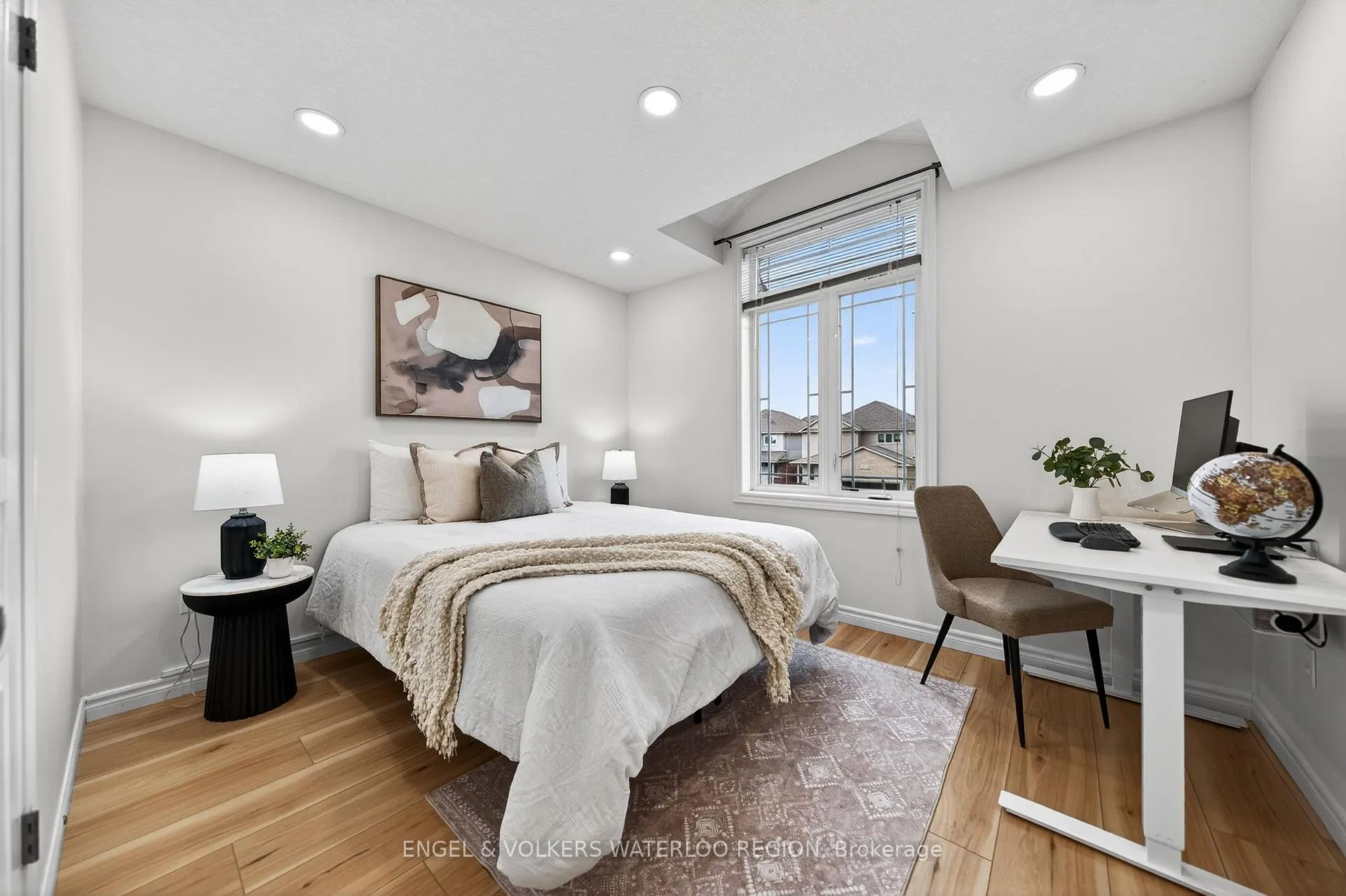 Photo 26 of 533 Wasaga Crescent, Waterloo — HOMEH