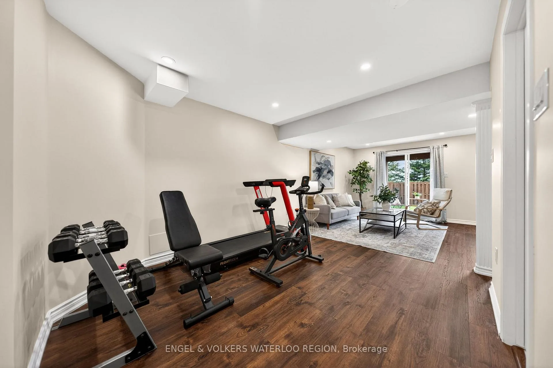 Photo 31 of 533 Wasaga Crescent, Waterloo — HOMEH