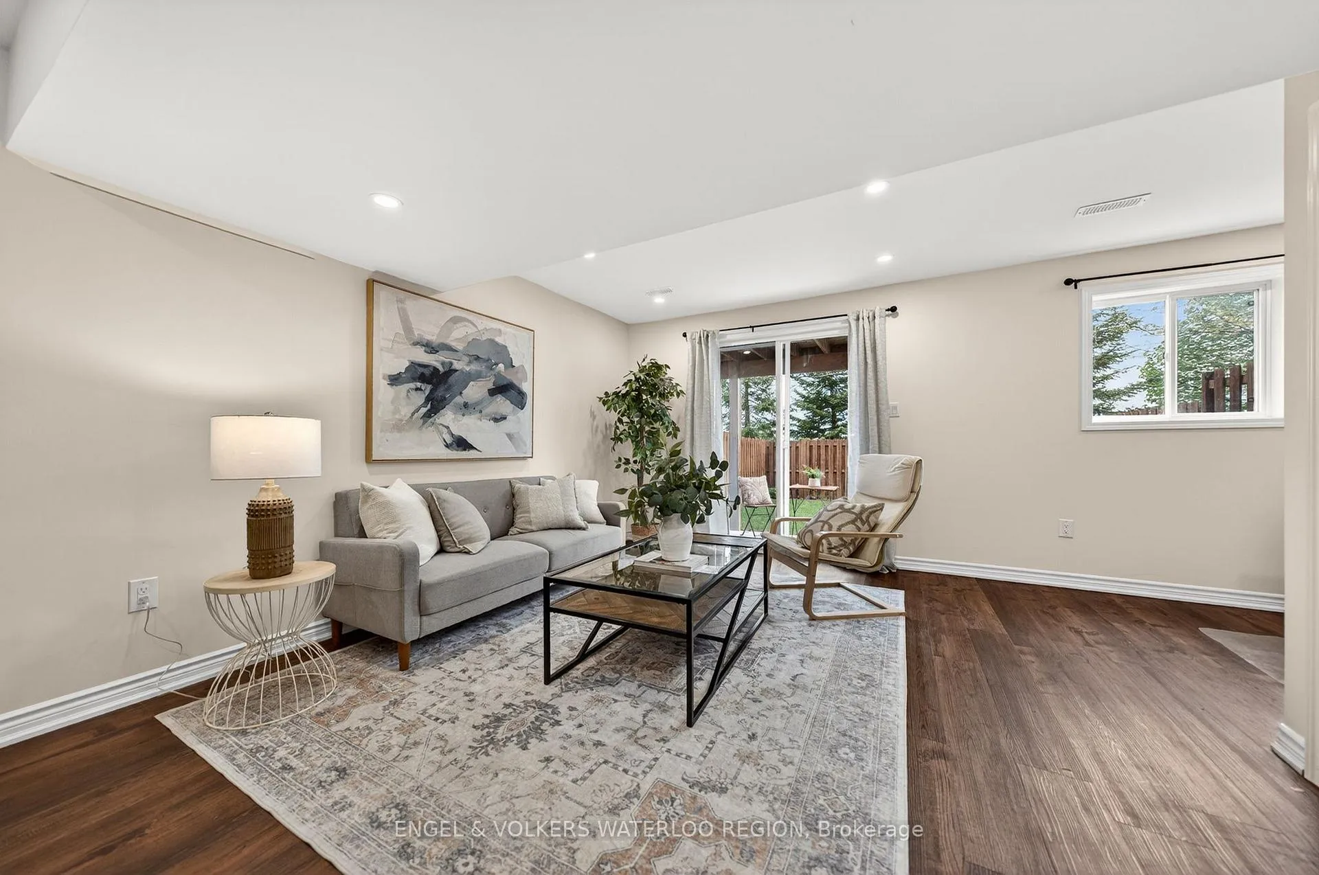 Photo 32 of 533 Wasaga Crescent, Waterloo — HOMEH