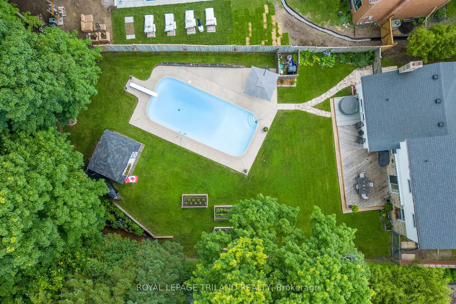 Photo 4 of 1028 Kingston Avenue, London, North M — HOMEH