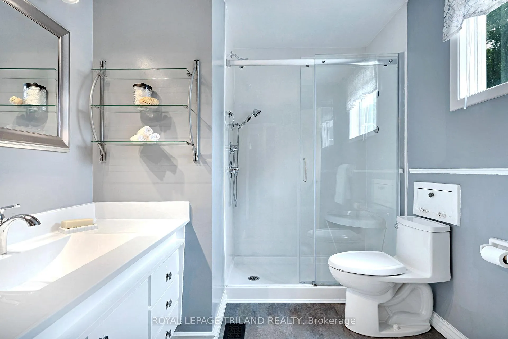 Photo 35 of 1028 Kingston Avenue, London, North M — HOMEH