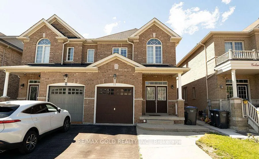 Photo 1 of Unit 1, 11 Vanderpool Crescent, Brampton, Bram East — HOMEH