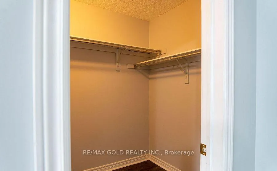 Photo 15 of Unit 1, 11 Vanderpool Crescent, Brampton, Bram East — HOMEH
