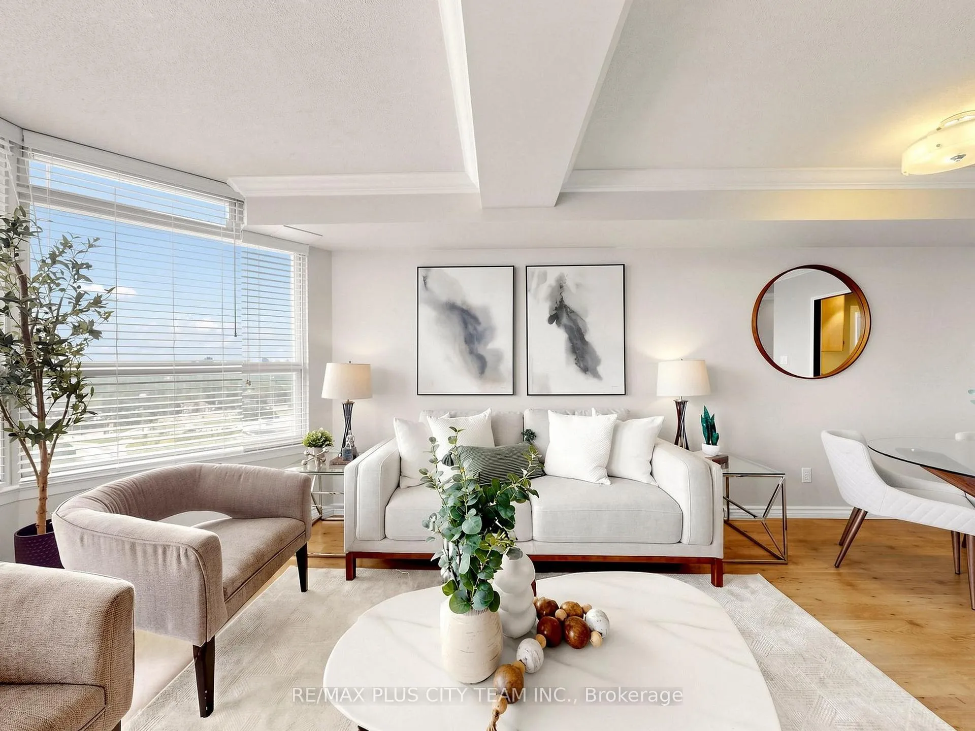Photo 3 of Unit 1717, 268 Ridley Boulevard, Toronto, Bedford Park-Nortown — HOMEH