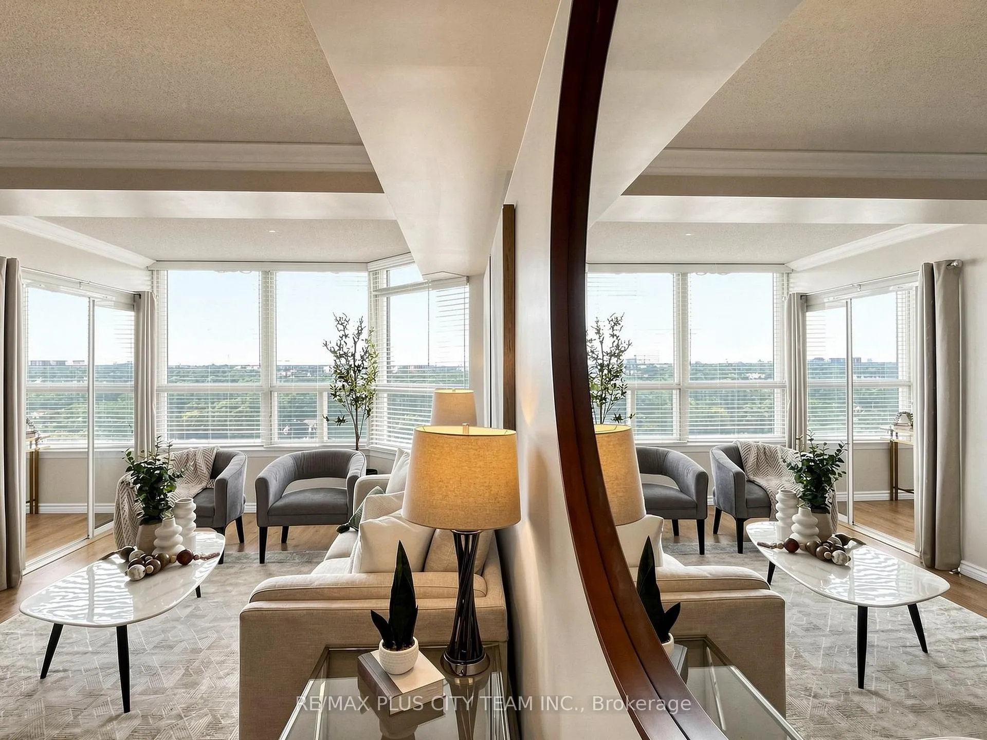 Photo 5 of Unit 1717, 268 Ridley Boulevard, Toronto, Bedford Park-Nortown — HOMEH