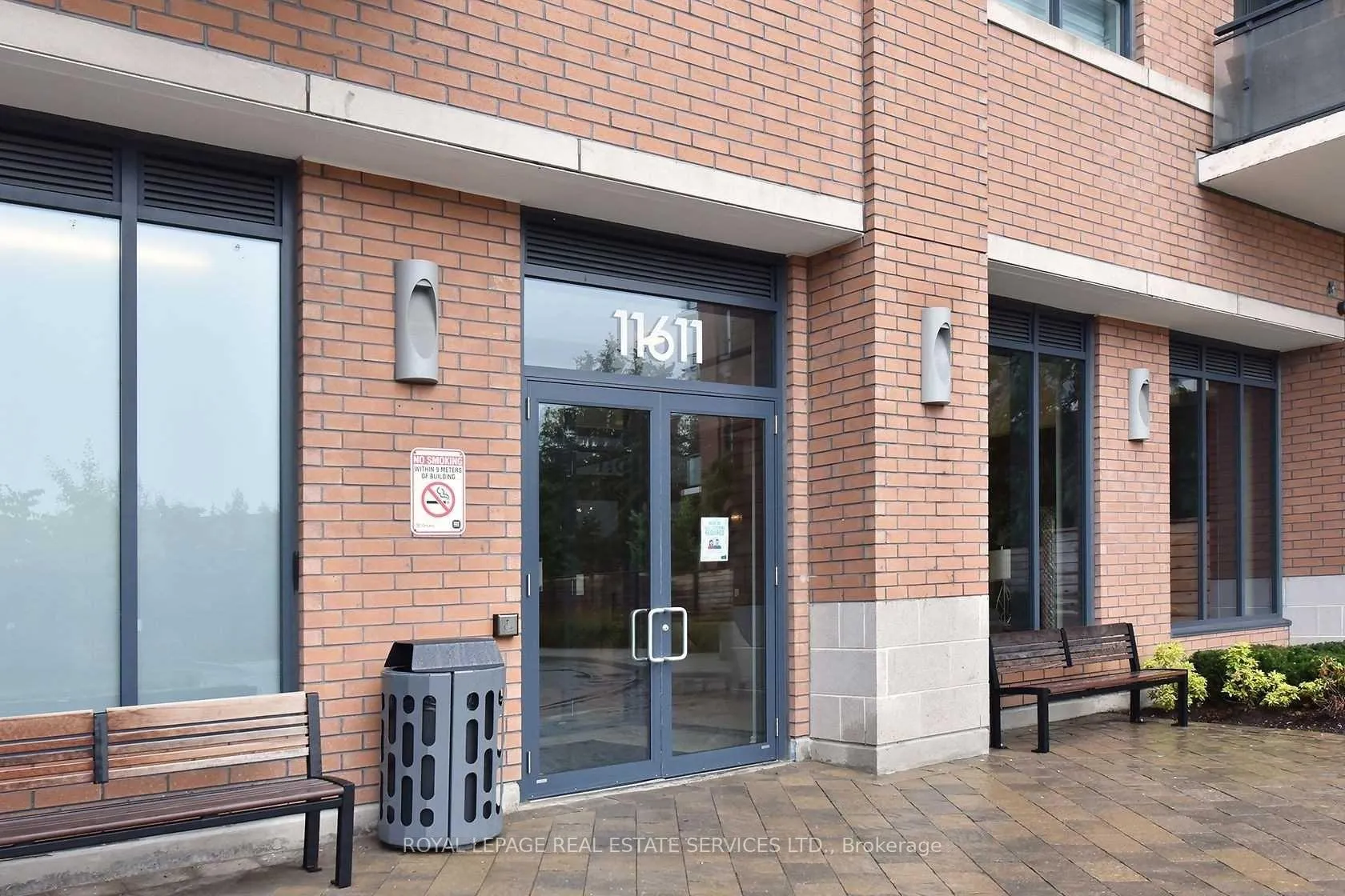 Photo 2 of Unit 306, 11611 Yonge Street, Richmond Hill, Jefferson — HOMEH
