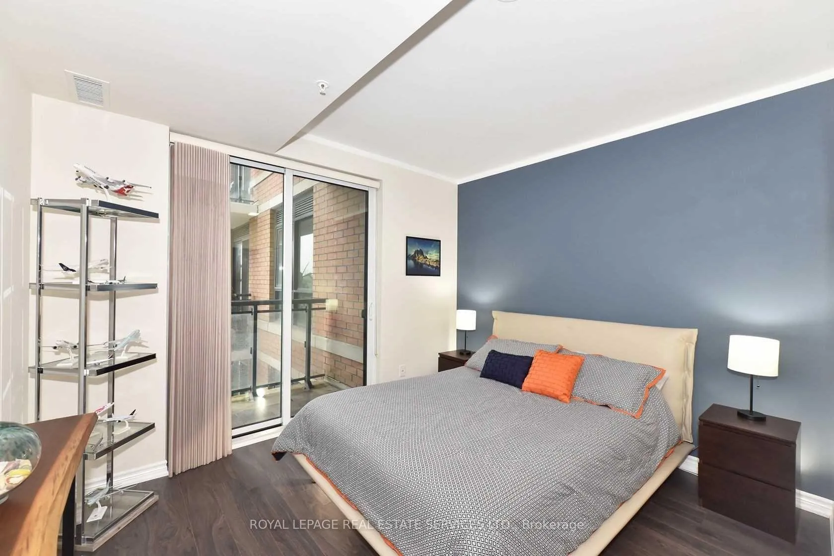 Photo 22 of Unit 306, 11611 Yonge Street, Richmond Hill, Jefferson — HOMEH