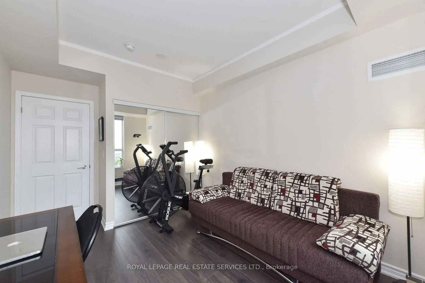 Photo 27 of Unit 306, 11611 Yonge Street, Richmond Hill, Jefferson — HOMEH