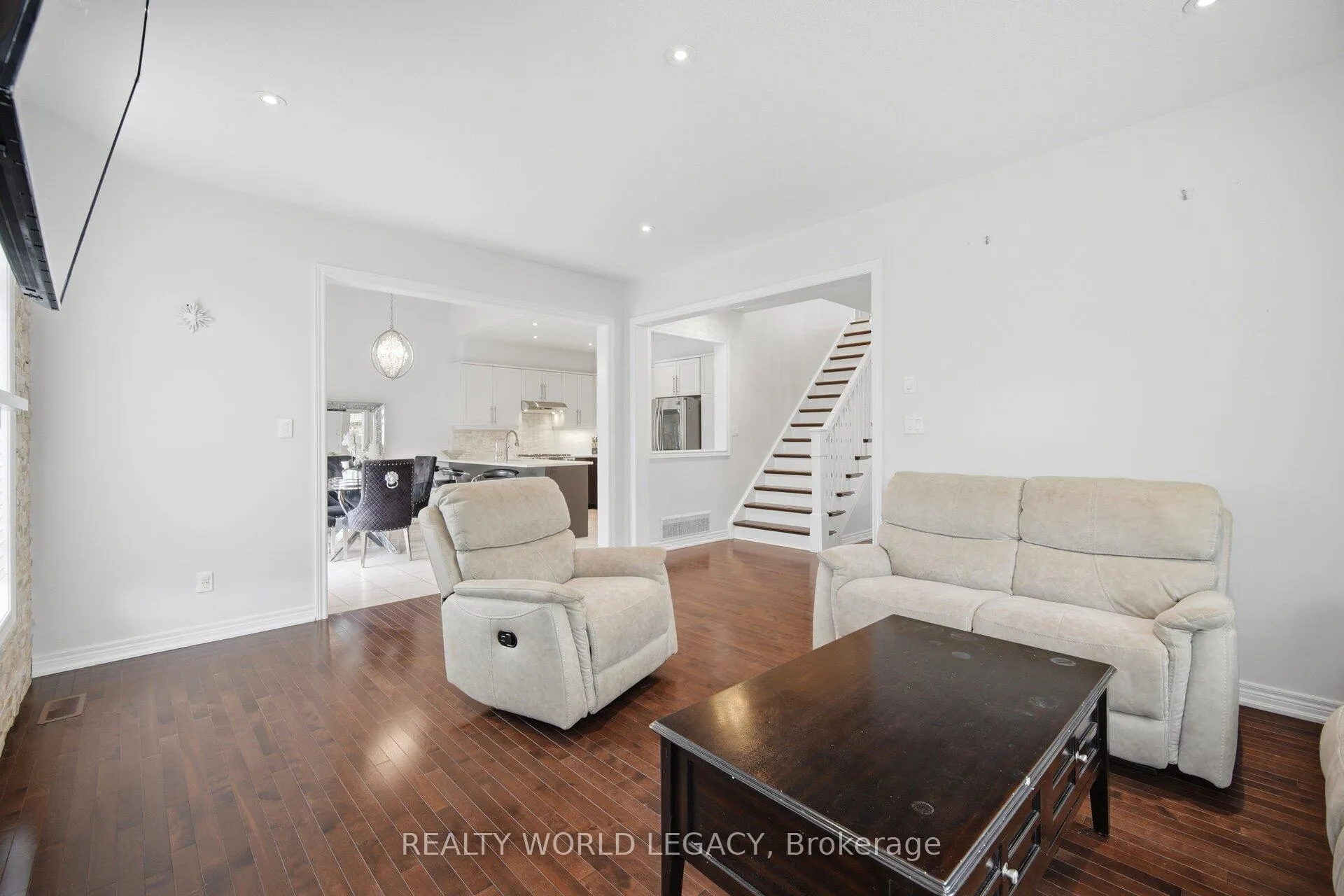 Photo 10 of 58 Doon Creek Street, Kitchener, Doon South — HOMEH