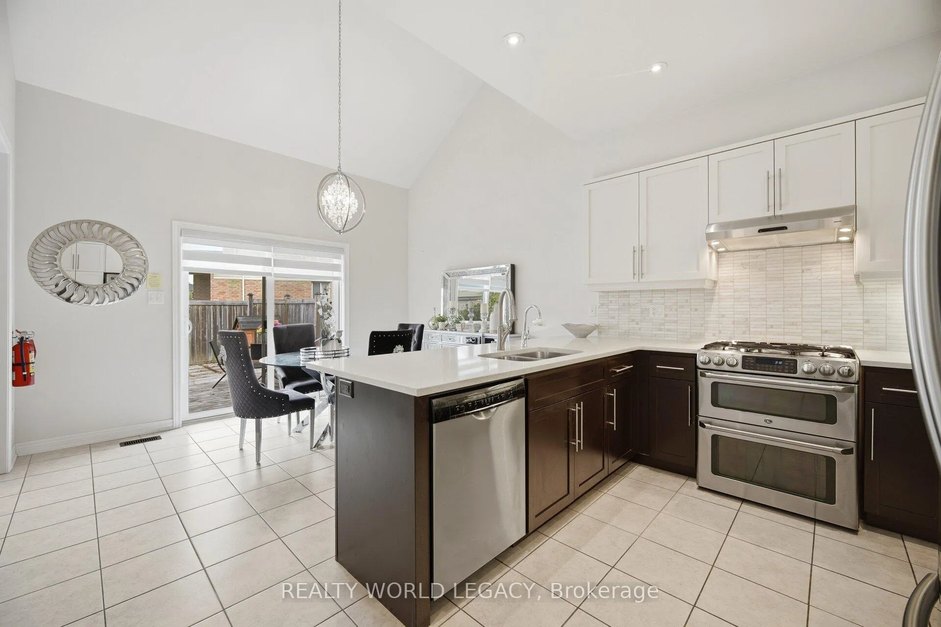 Photo 16 of 58 Doon Creek Street, Kitchener, Doon South — HOMEH