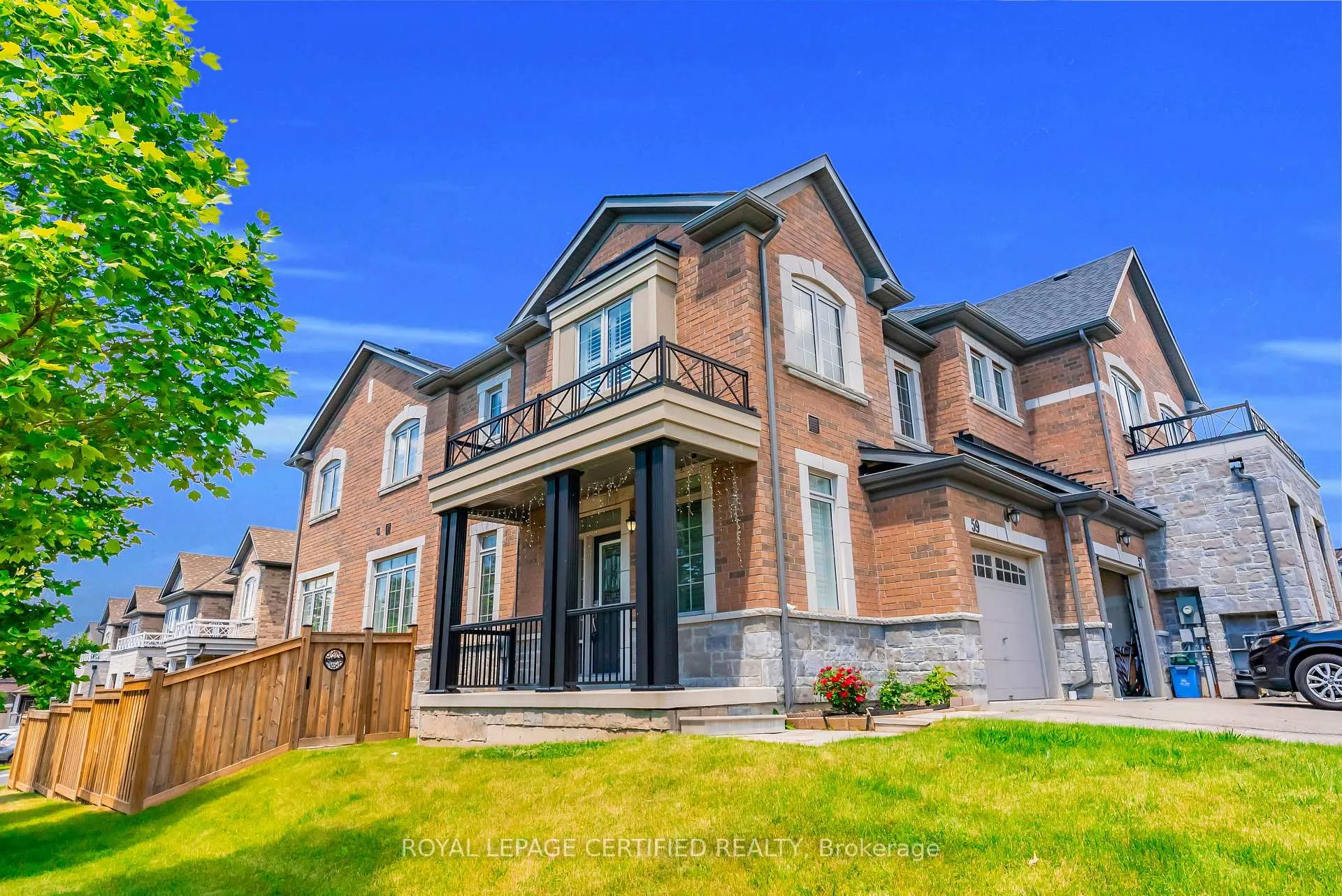 Photo 3 of 59 Rimrock Crescent, Whitby, Williamsburg — HOMEH