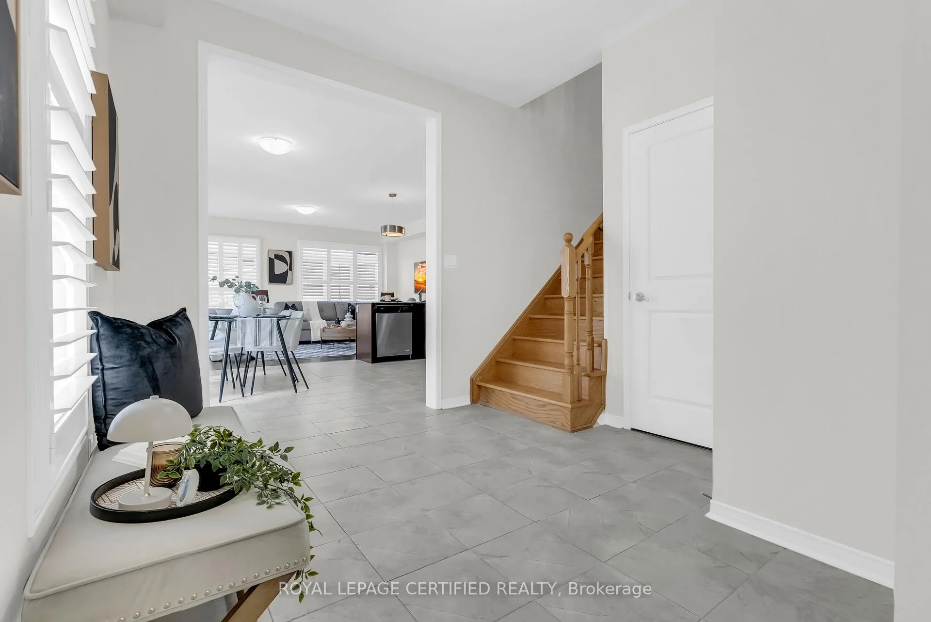 Photo 10 of 59 Rimrock Crescent, Whitby, Williamsburg — HOMEH