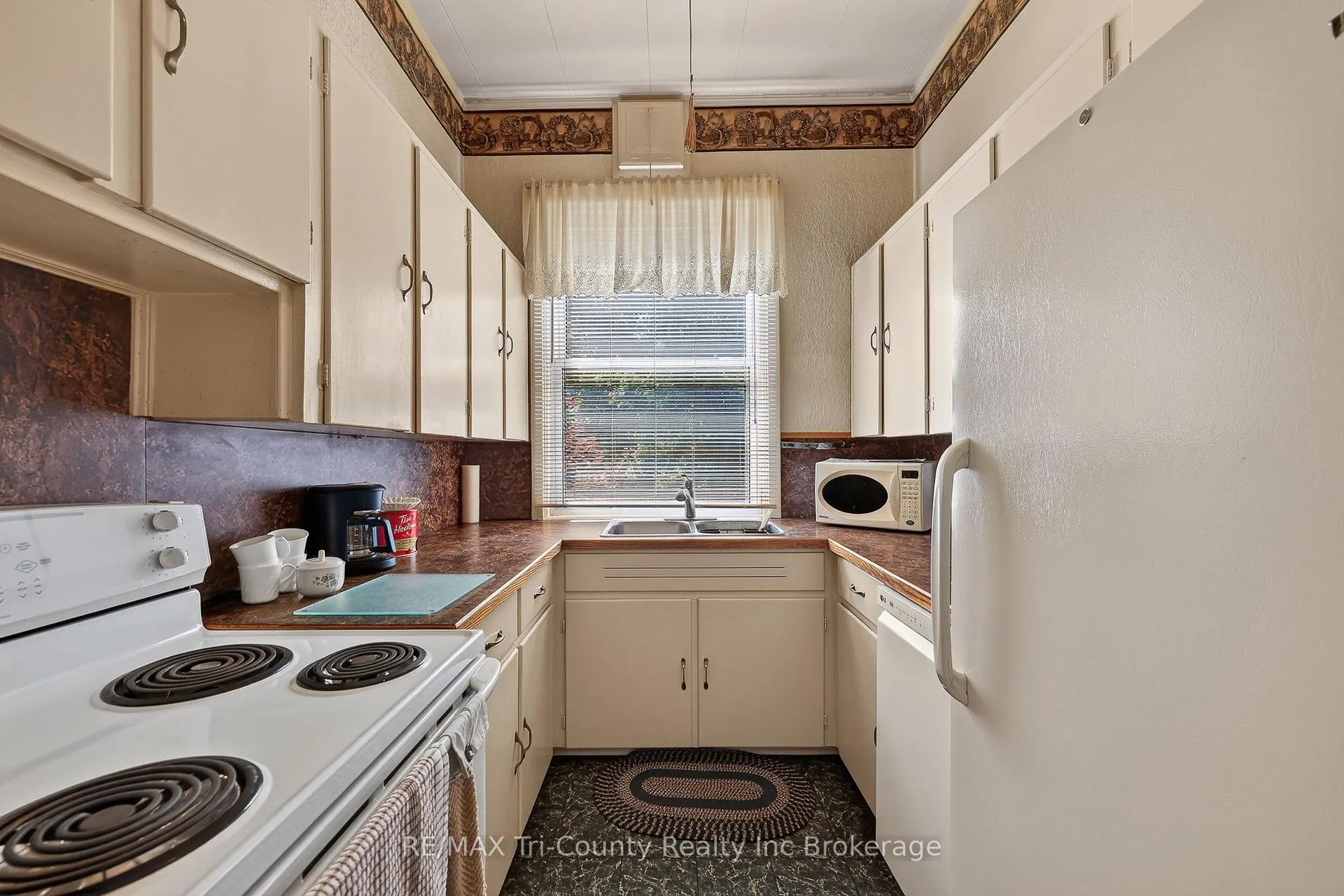 Photo 9 of 54427 Talbot Line, Bayham, Rural Bayham — HOMEH