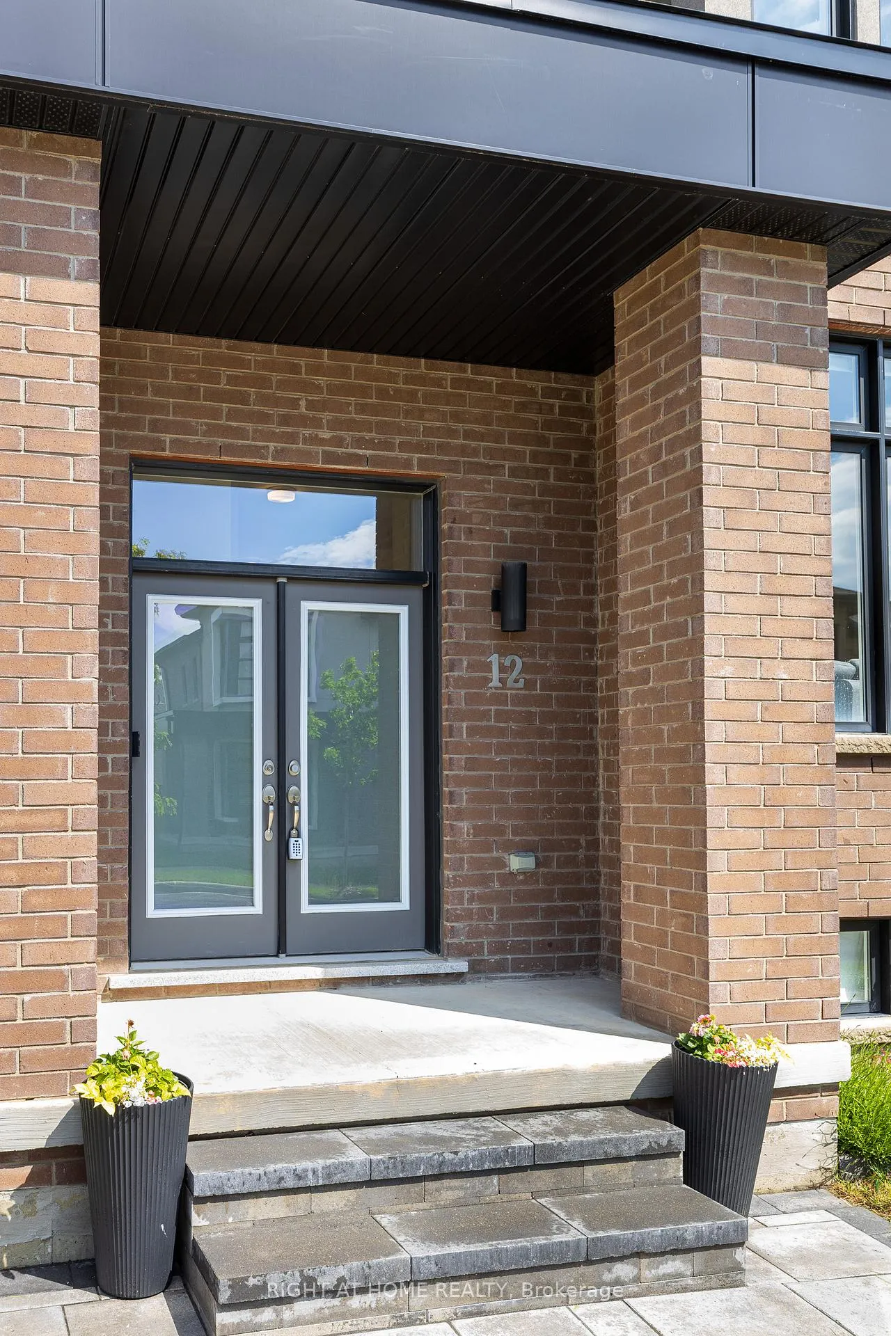 Photo 3 of 12 Sam Priestley Avenue, Markham, Cornell — HOMEH