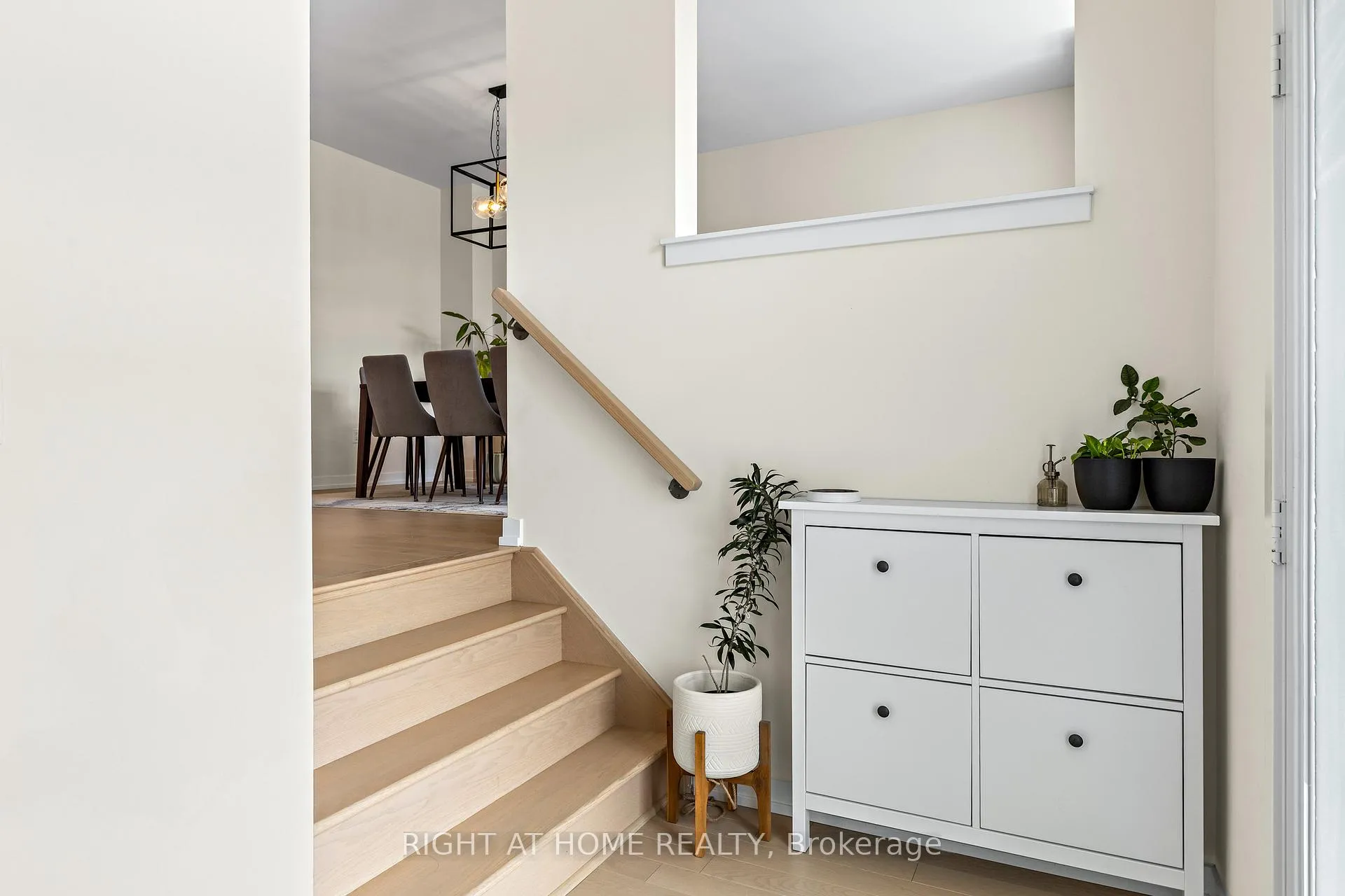 Photo 5 of 12 Sam Priestley Avenue, Markham, Cornell — HOMEH
