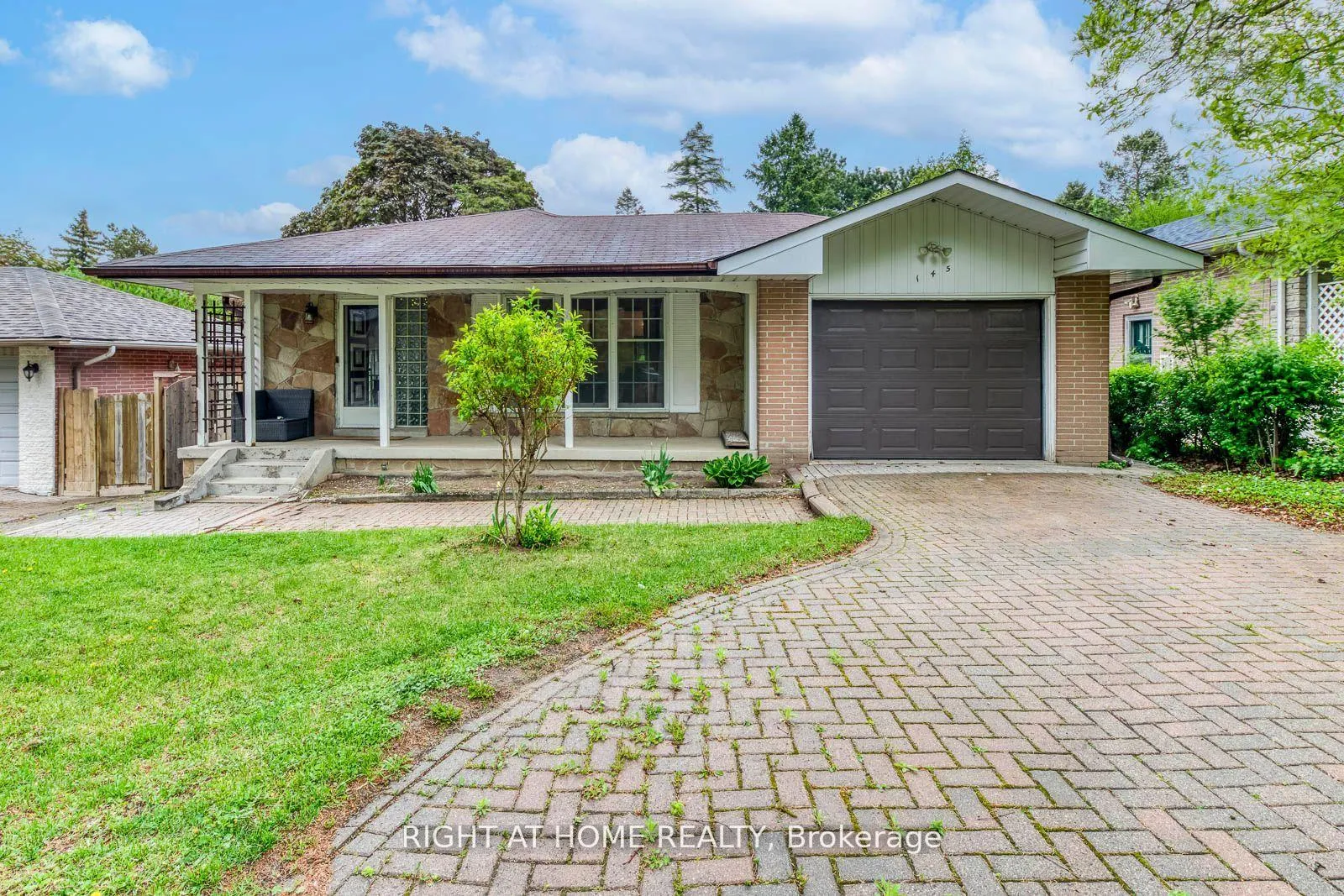 Photo 3 of 145 Highland Park Boulevard, Markham, Grandview — HOMEH