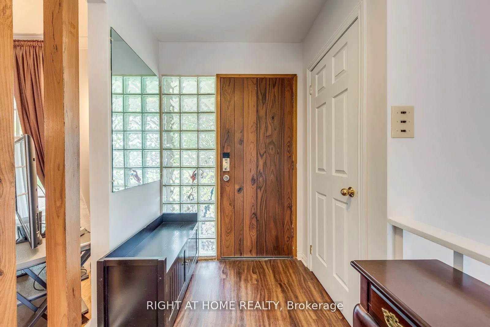 Photo 4 of 145 Highland Park Boulevard, Markham, Grandview — HOMEH